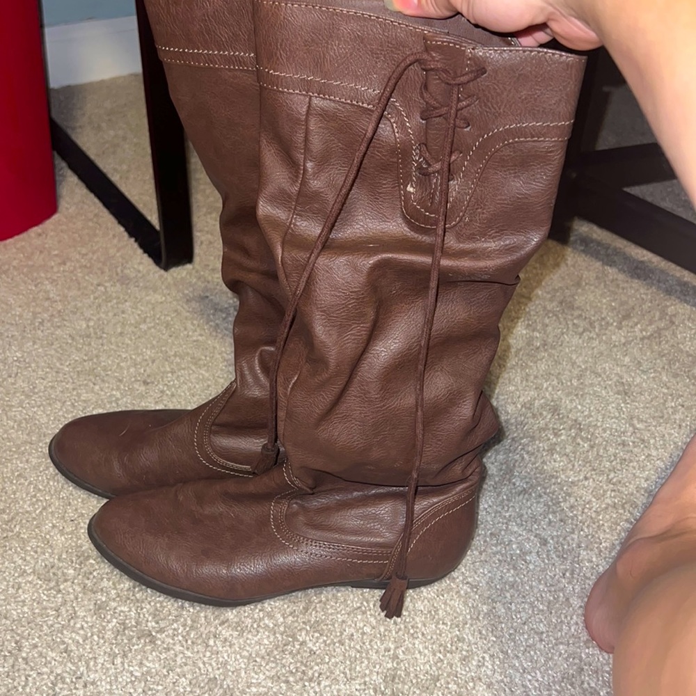 Brown boots